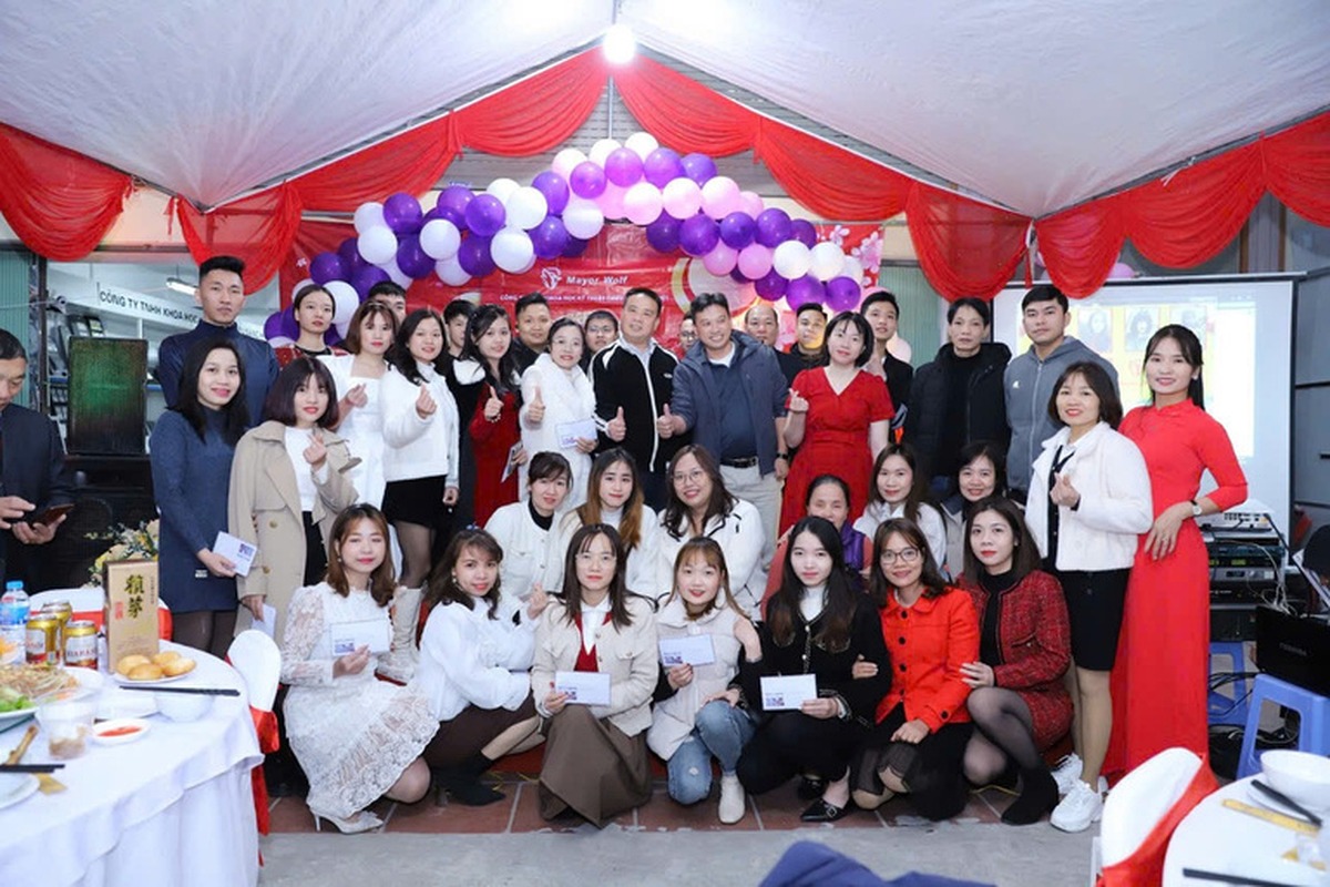 Major Wolf's team's activities in Vietnam for the solar-powered lighting market